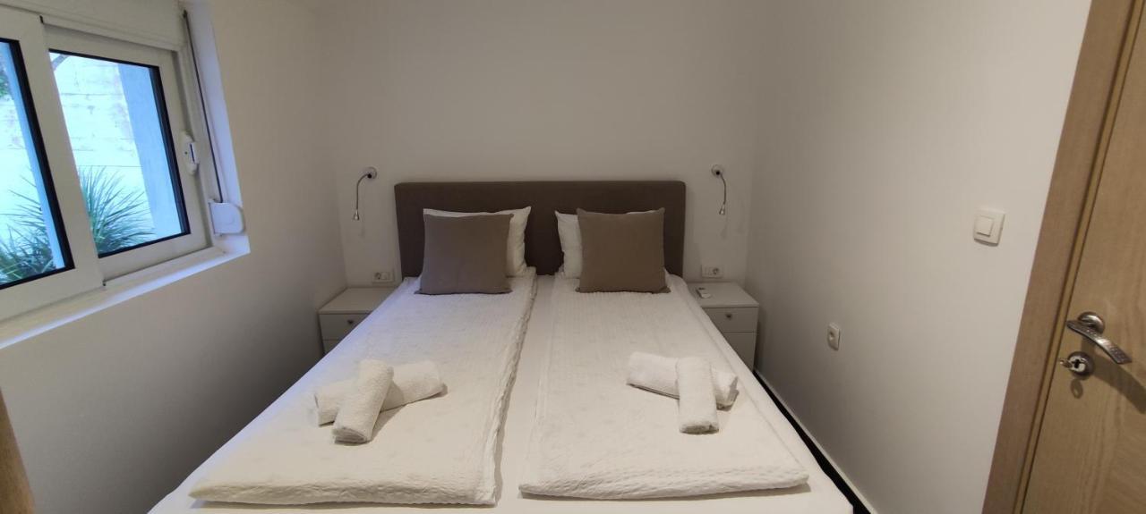 Zoran Apartments สเวติ สเตฟาน ภายนอก รูปภาพ